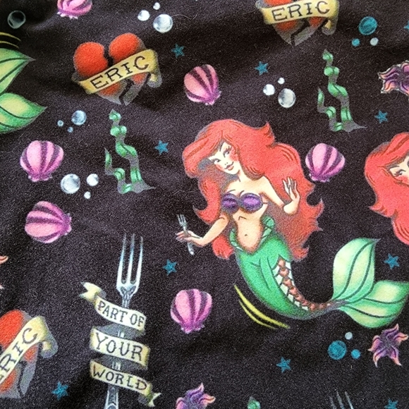 Unlicensed Little Mermaid lularoe-like leggings - Picture 2 of 2